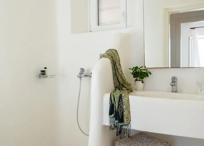 Crystal By Mykonos Mood *