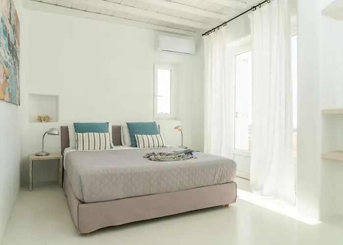 Crystal By Mykonos Mood